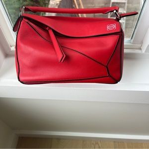 Loewe puzzle small— scarlet red